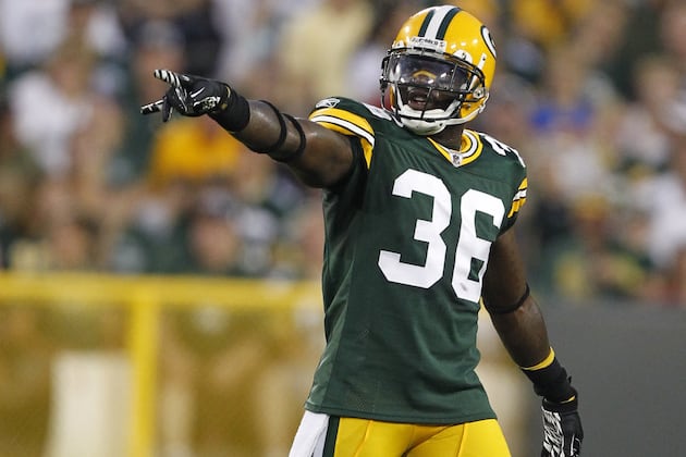 Former Packer Collins Officially Retires