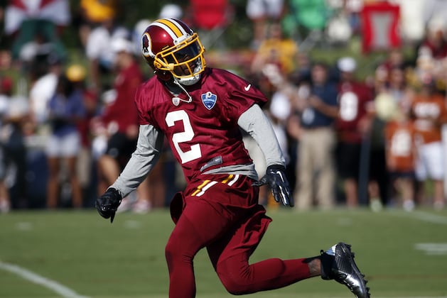 DeAngelo Hall Comes to Defense of Robert Griffin III, Brandon Meriweather
