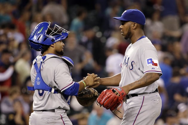 Miles Mikolas Shines as Rangers Beat Mariners 2-0