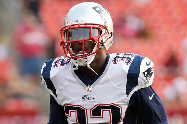 McCourty Receives Ron Burton Award