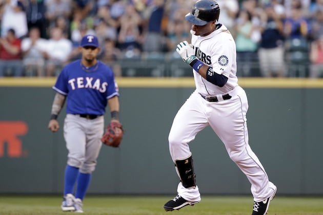 Cano Homers, Mariners Beat Rangers 5-0