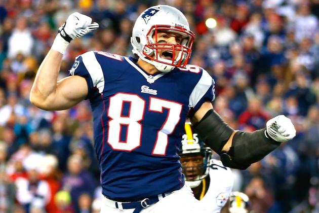 Rob Gronkowski Injury: Updates on Patriots TE's Recovery from Knee Surgery