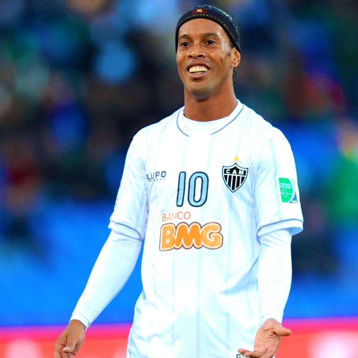 Ronaldinho Transfers To Queretaro Latest Contract Details Reaction And More Bleacher Report