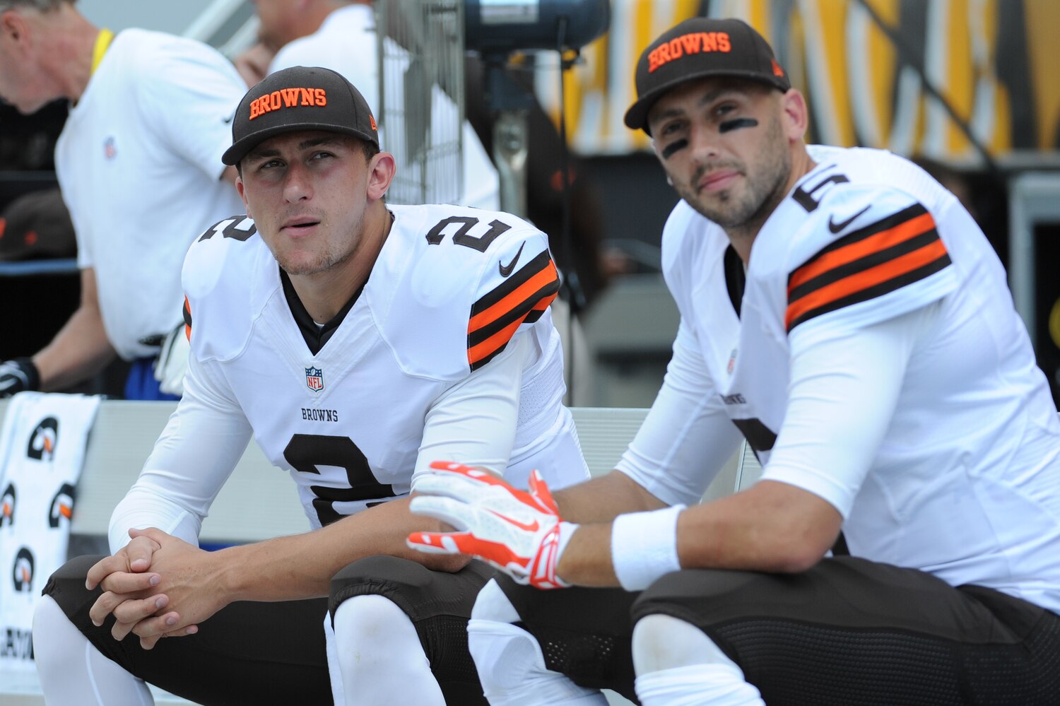 cleveland-browns-set-nfl-record-by-losing-10th-straight-season-opener