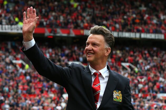 Louis Van Gaal Deserves More Patience Than David Moyes at Manchester United