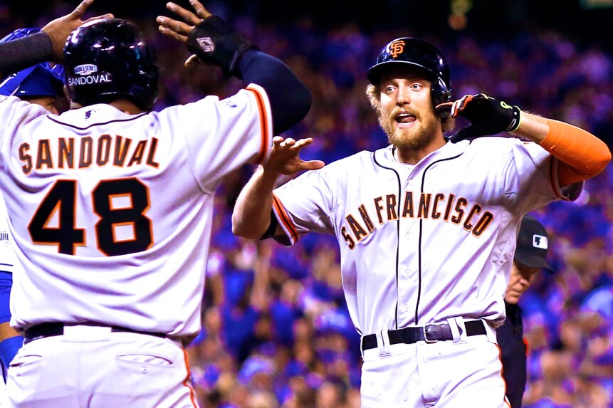 Giants rout Royals in Game 4, World Series tied