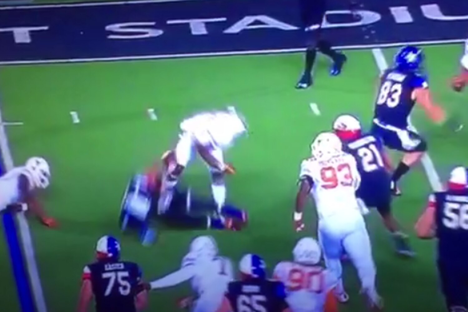 93e1a4e6e8d58fdaf752cadb834d2b85_crop_ex