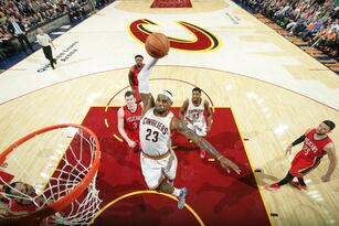 Hi-res-bc155b3016d3dd82af5716e352ed2330_crop_north