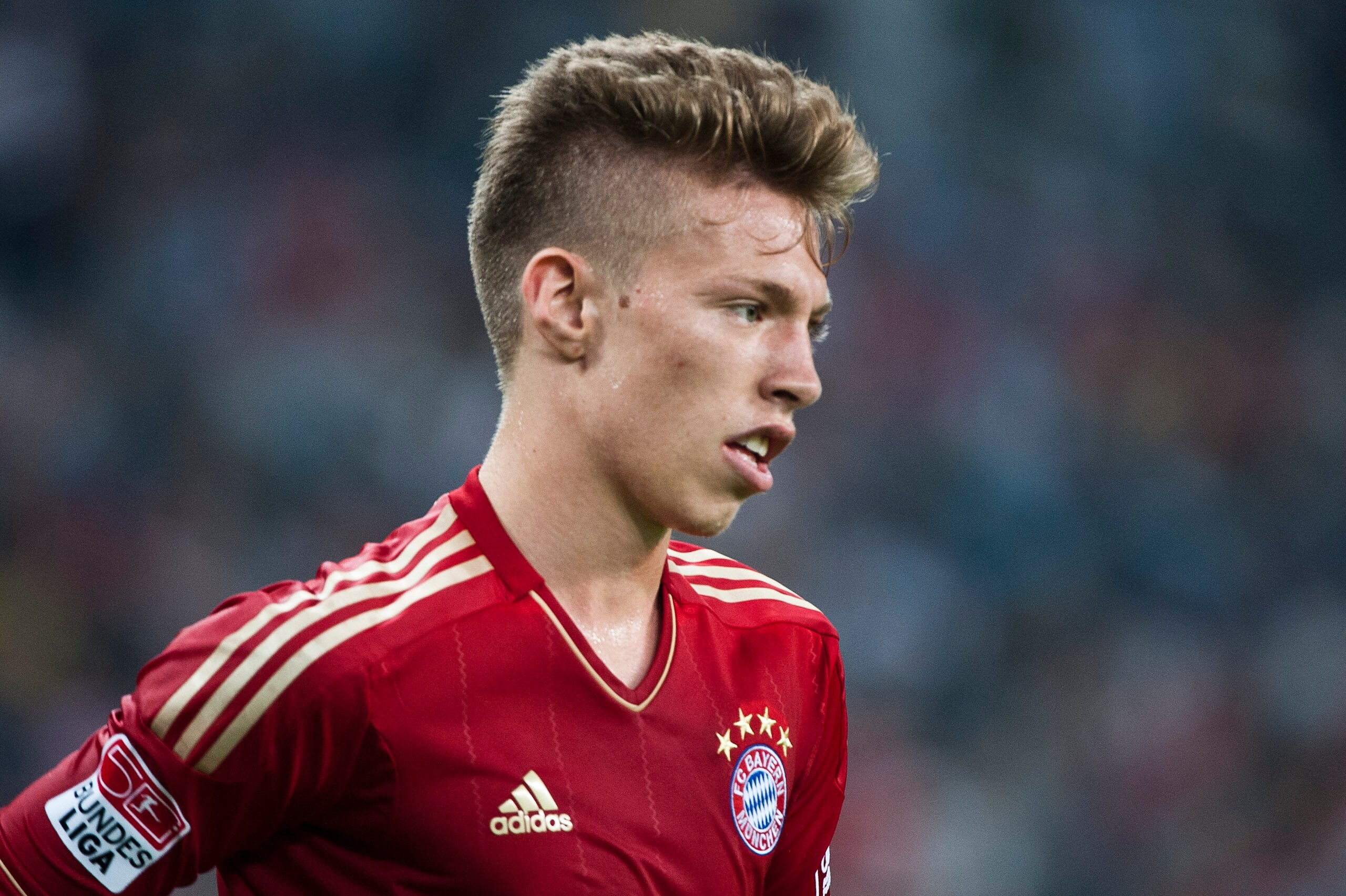 Maillot Extérieur Bayer 14 LeverkusenMitchell-Elijah Weiser Maillot Extérieur Bayer 14 LeverkusenMitchell-Elijah Weiser