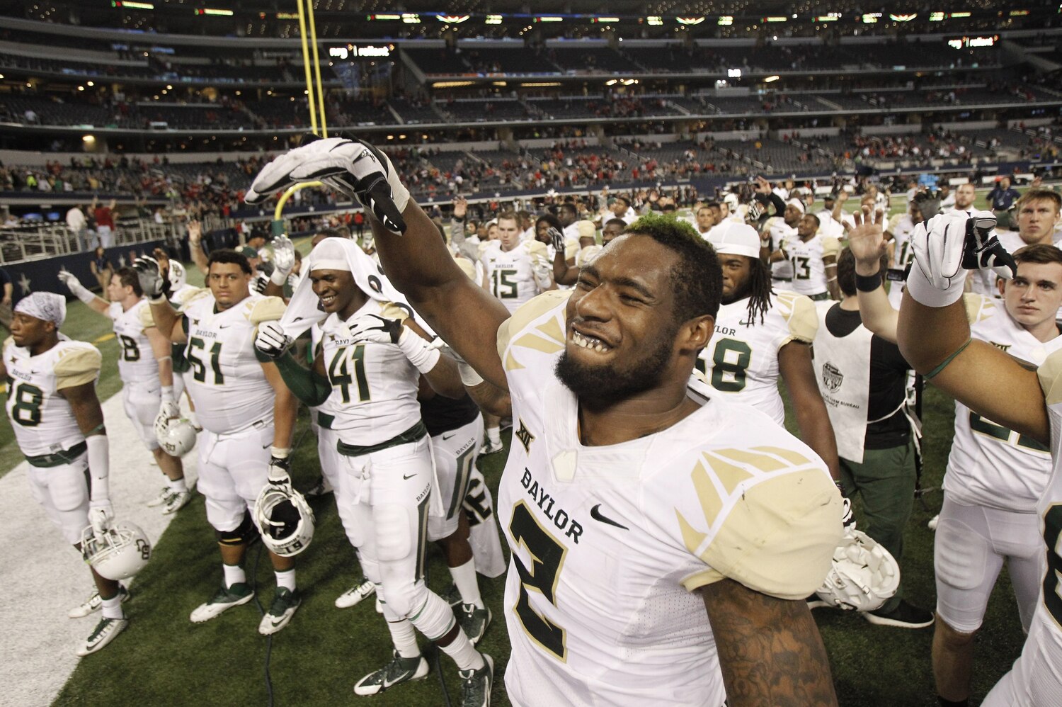 Shawn Oakman's Return Makes Baylor Strong Big 12 Contenders for 2015