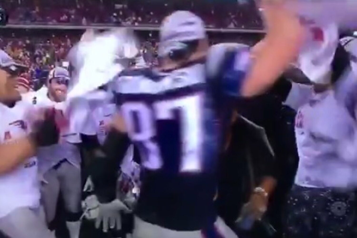 Rob Gronkowski Breaks Out Victory Dance After Patriots Win AFC ... - Bleacher Report