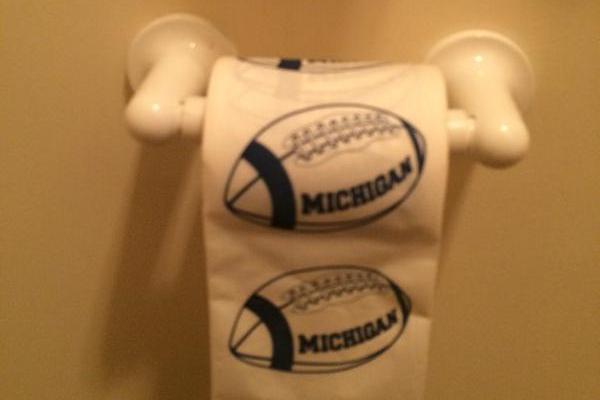 Ohio State Commit Takes Shot at Michigan with Picture of ...