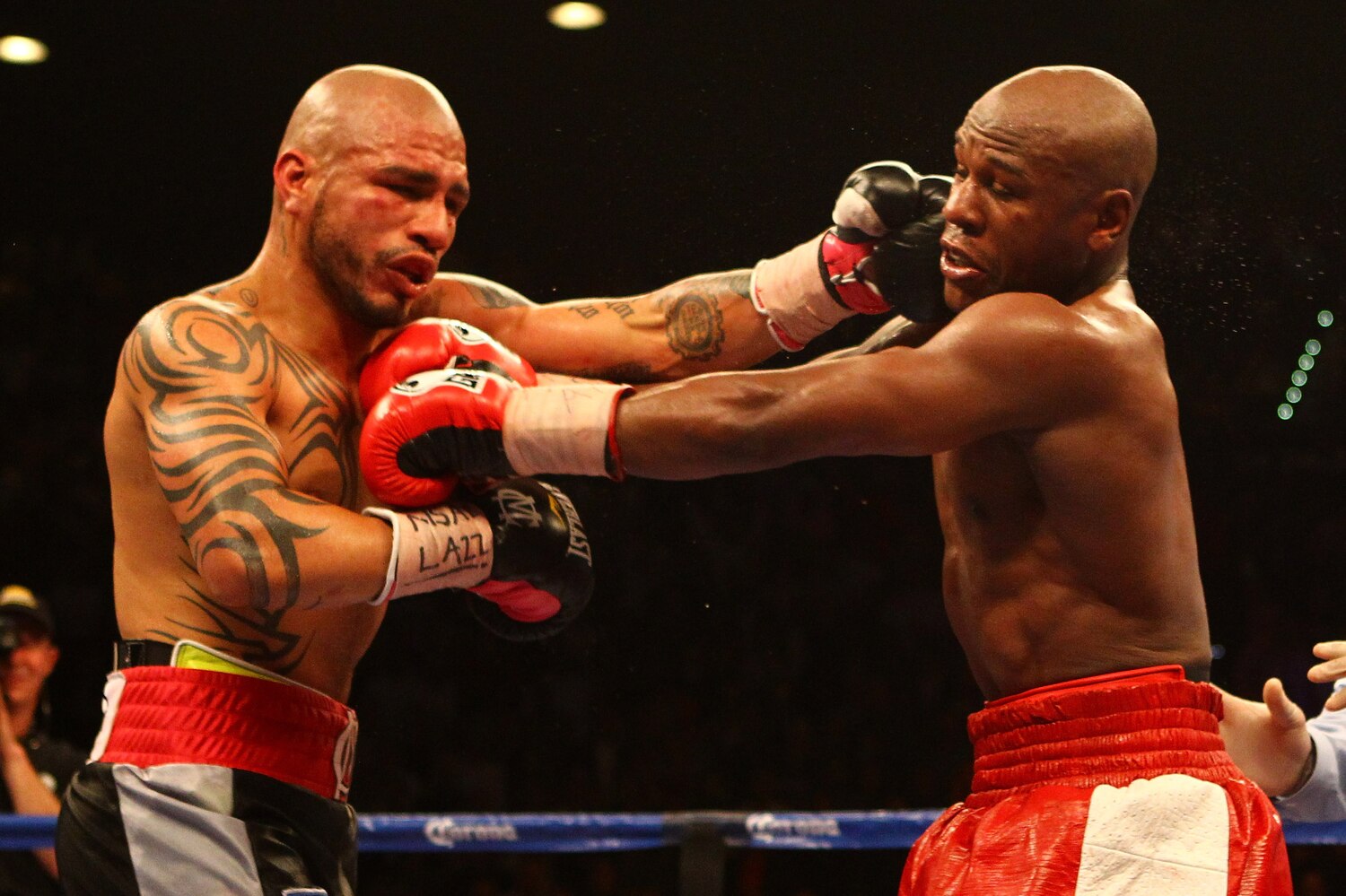 Cotto: Pacquiao Will Beat Mayweather