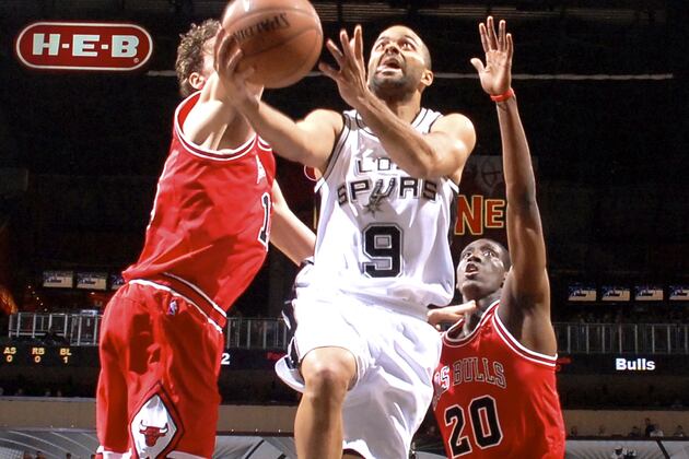 Classic Tony Parker Emerging as San Antonio Spurs Finally Look Back on Track