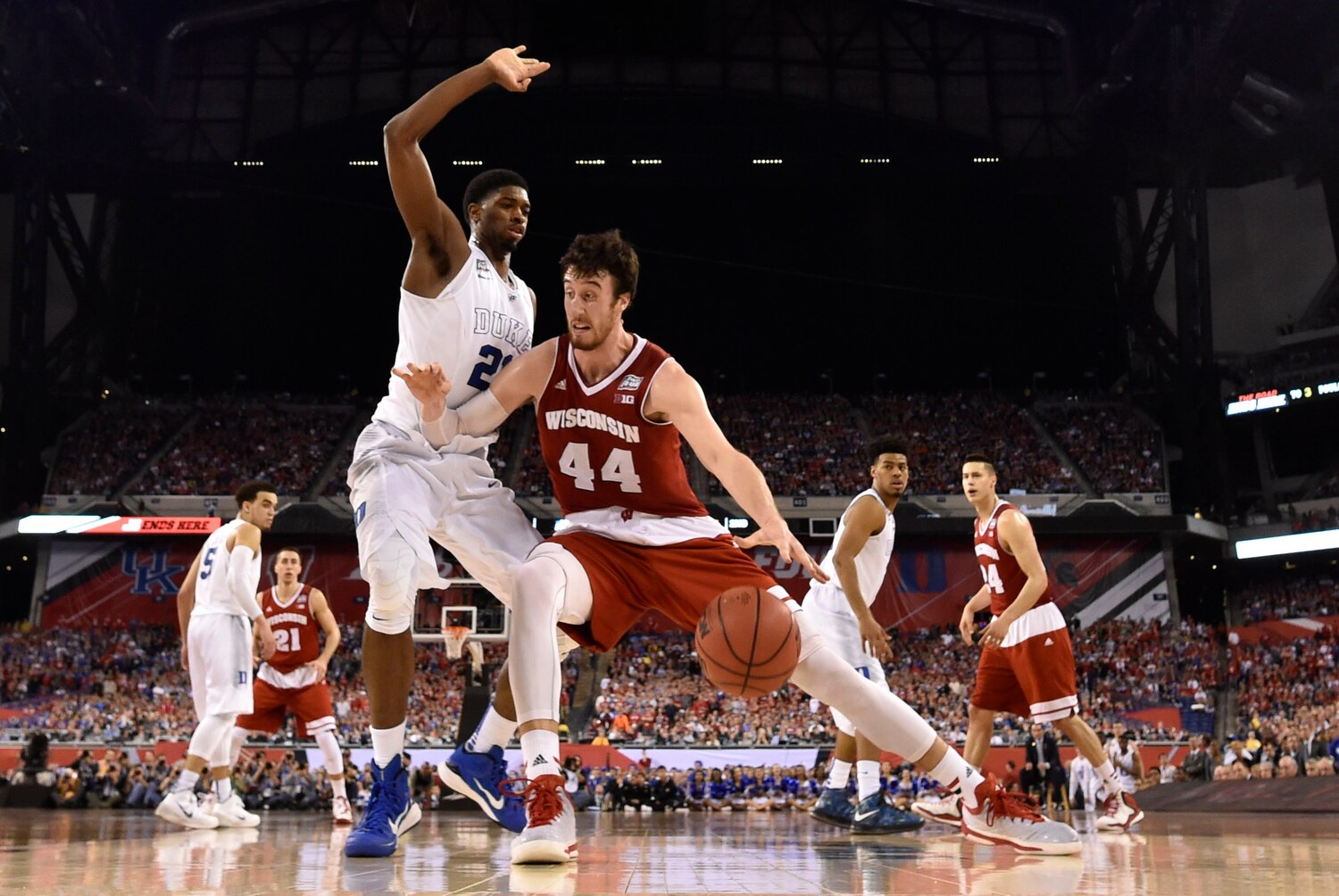 The Latest Wisconsin Badgers NCAA Basketball News | SportSpyder