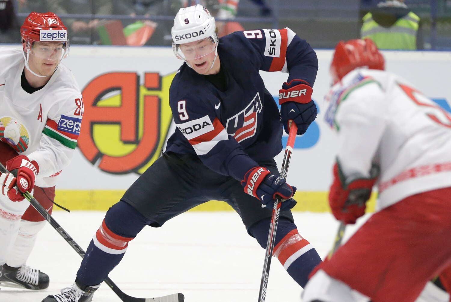 Should the Toronto Maple Leafs Draft a Centre or a Defenceman? - Bleacher Report