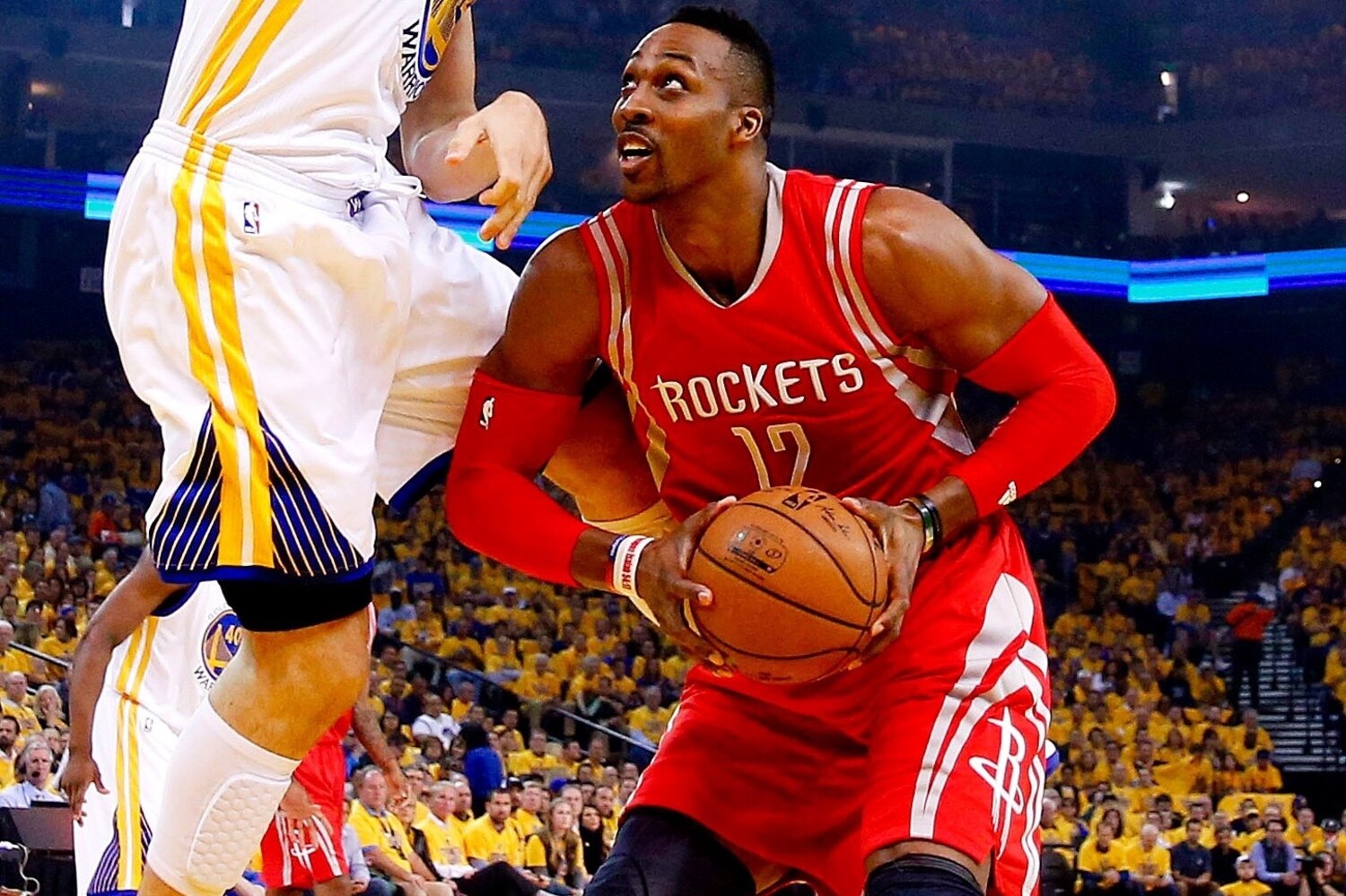 Dwight Howard Injury Updates on Rockets Star's Knee and Return