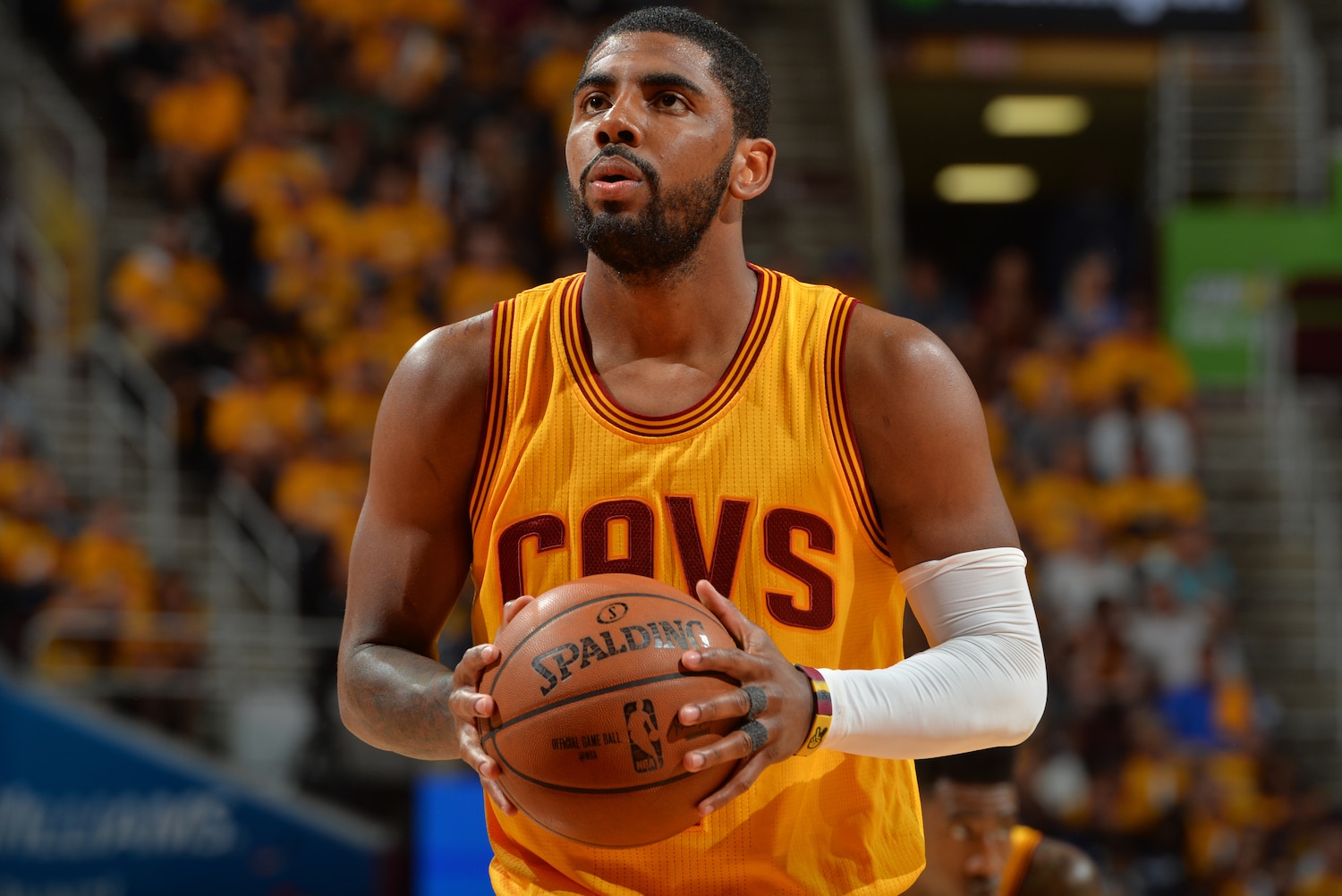 Kyrie Irving Injury Updates on Cavaliers Star's Knee Surgery and