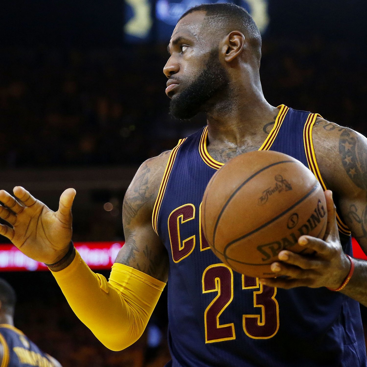 LeBron James Scores 40 Points vs. Warriors: Stats ...