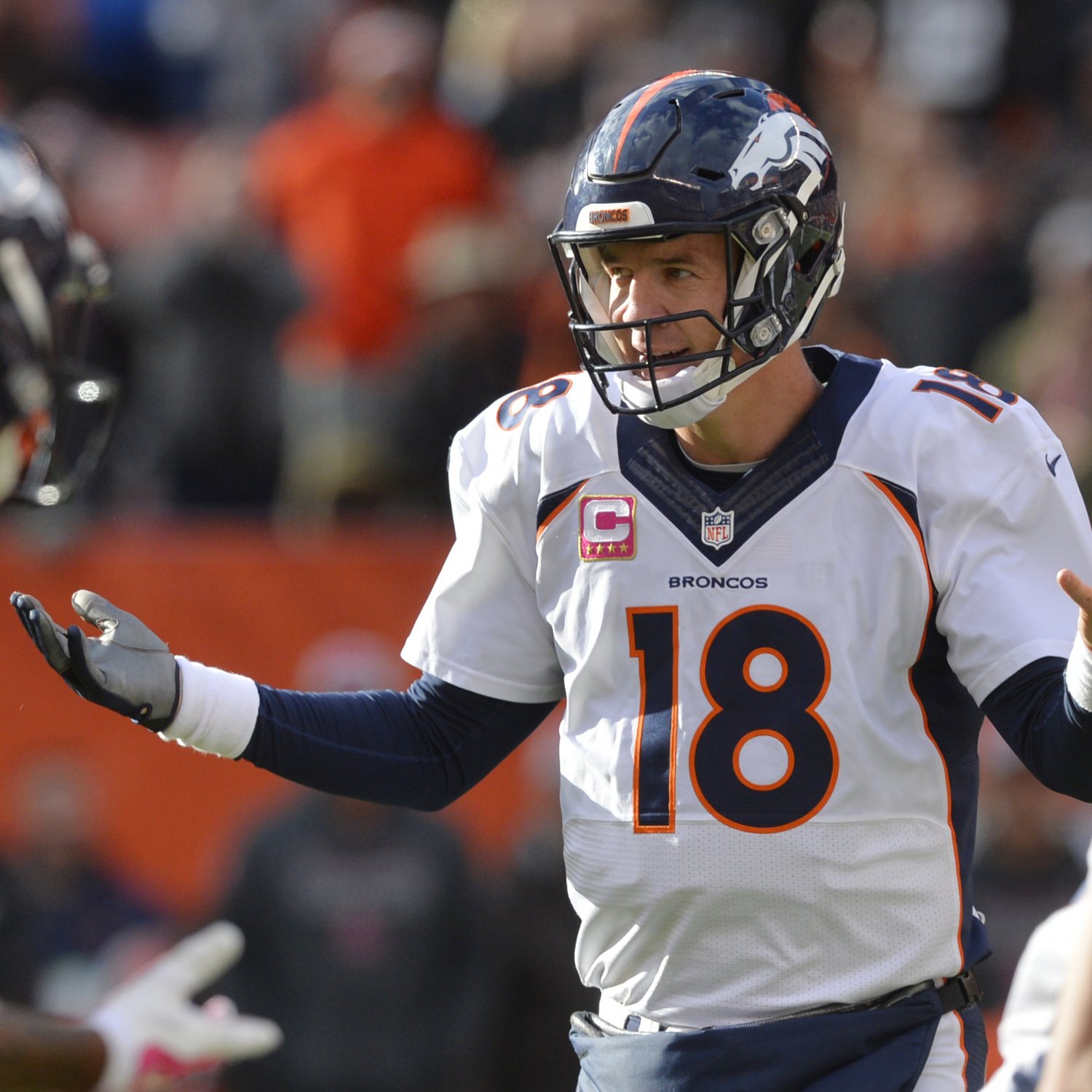Peyton Manning Injury Updates on Broncos Star's Foot, Ribs and Status