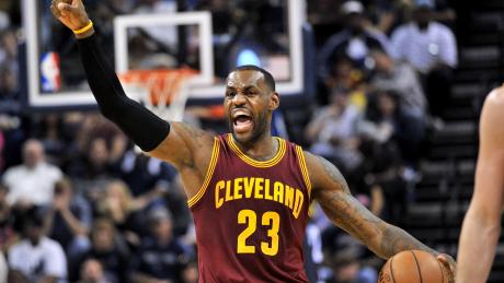 LeBron the youngest to reach 25,000 points