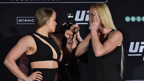  Holm KOs Rousey at UFC 193