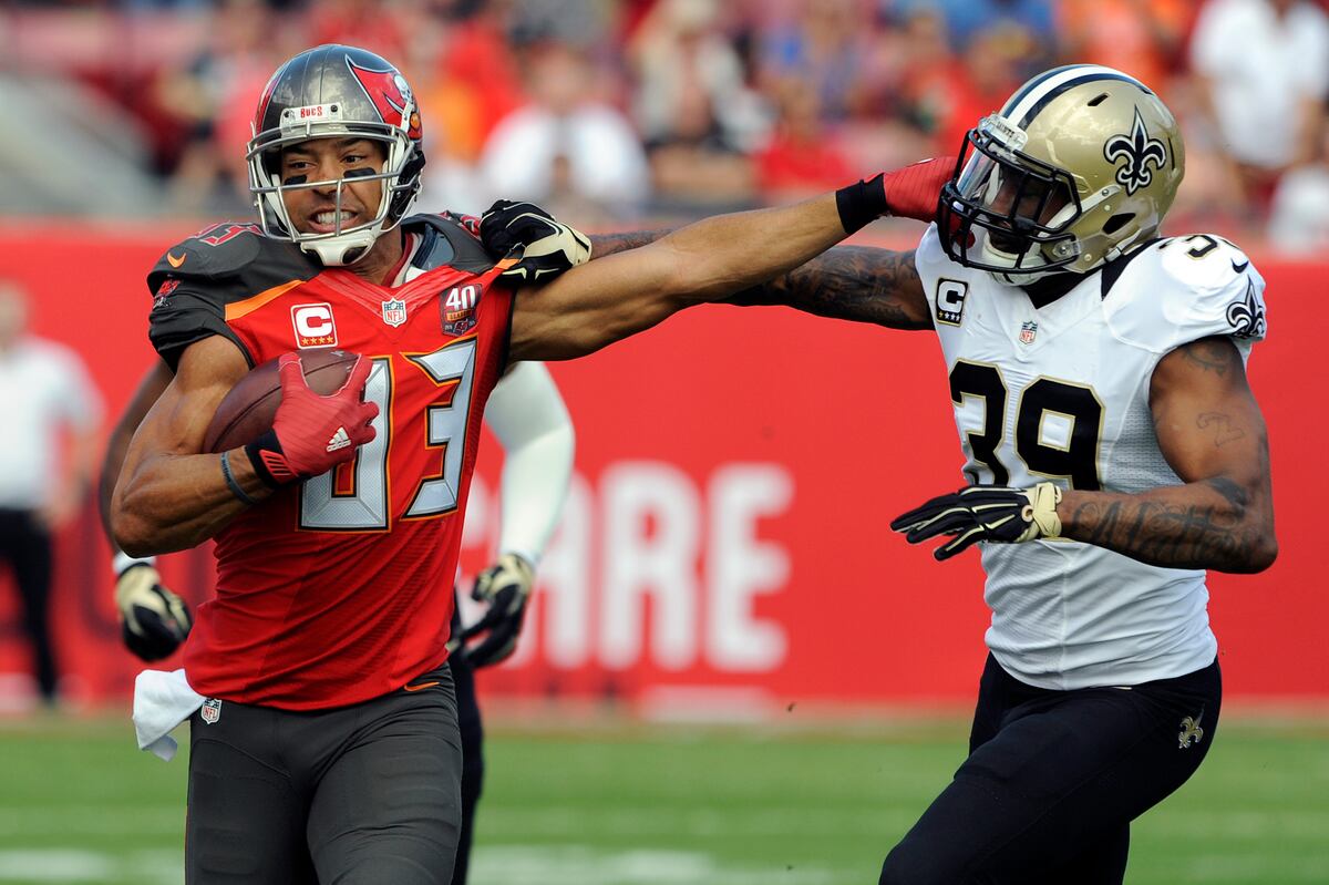 Vincent Jackson Injury: Updates on Buccaneers WR's Knee and Recovery | Bleacher Report | Latest ...