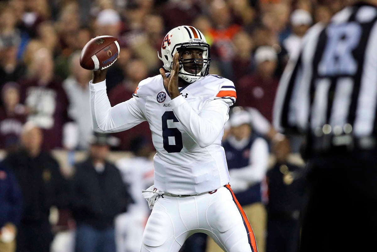 auburn football early preview for tigers 39 wide open 2016 auburn depth chart 2016