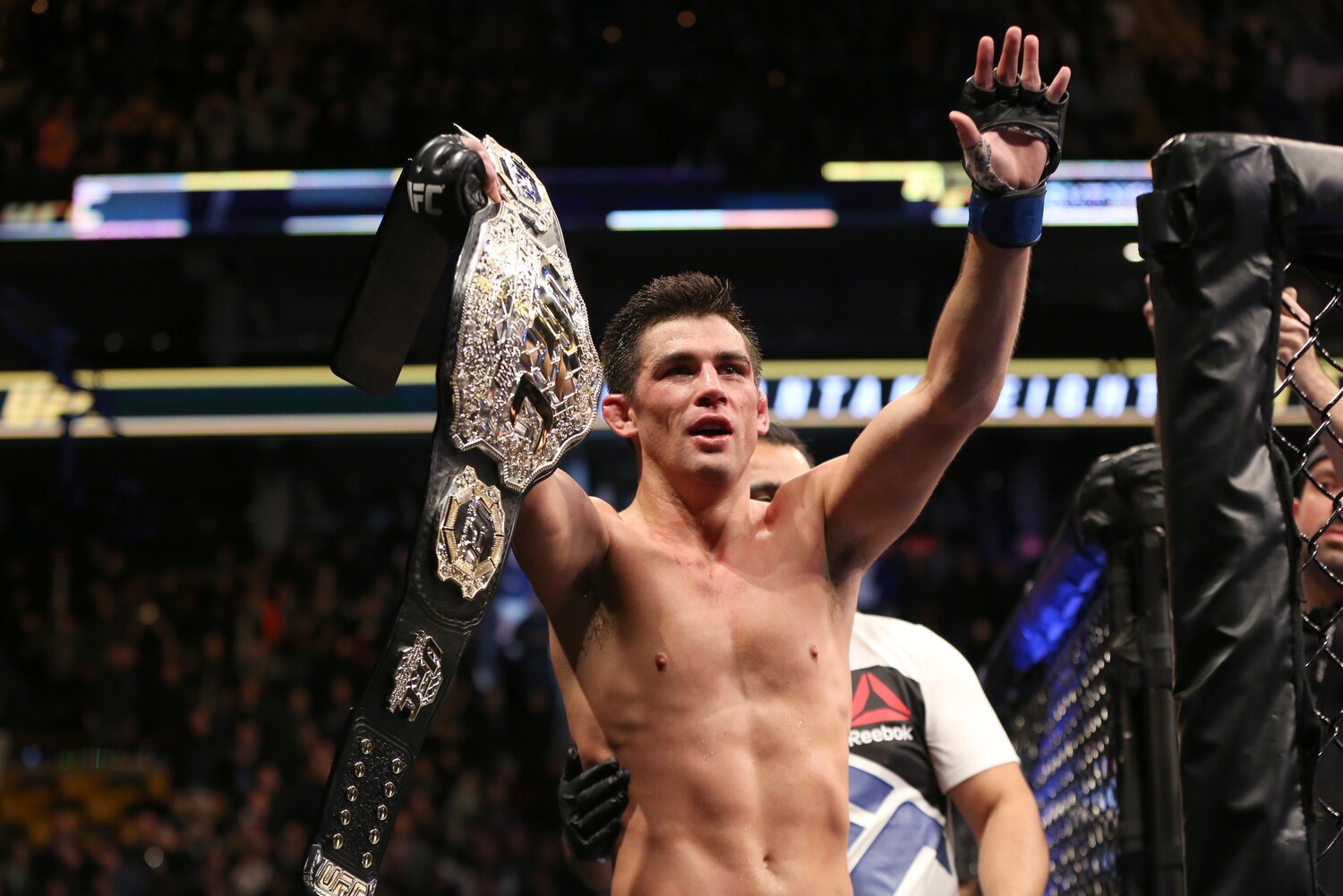 Dominick Cruz's Amazing UFC Comeback Continues to Keep Us on Pins and Needles | Bleacher Report