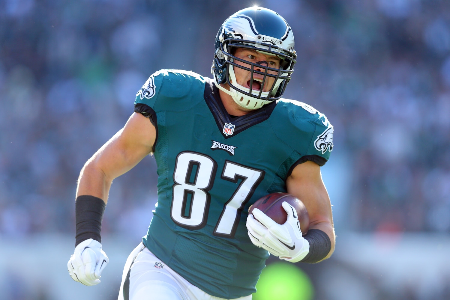 Brent Celek, Eagles Reportedly Agree on New Contract Latest Details