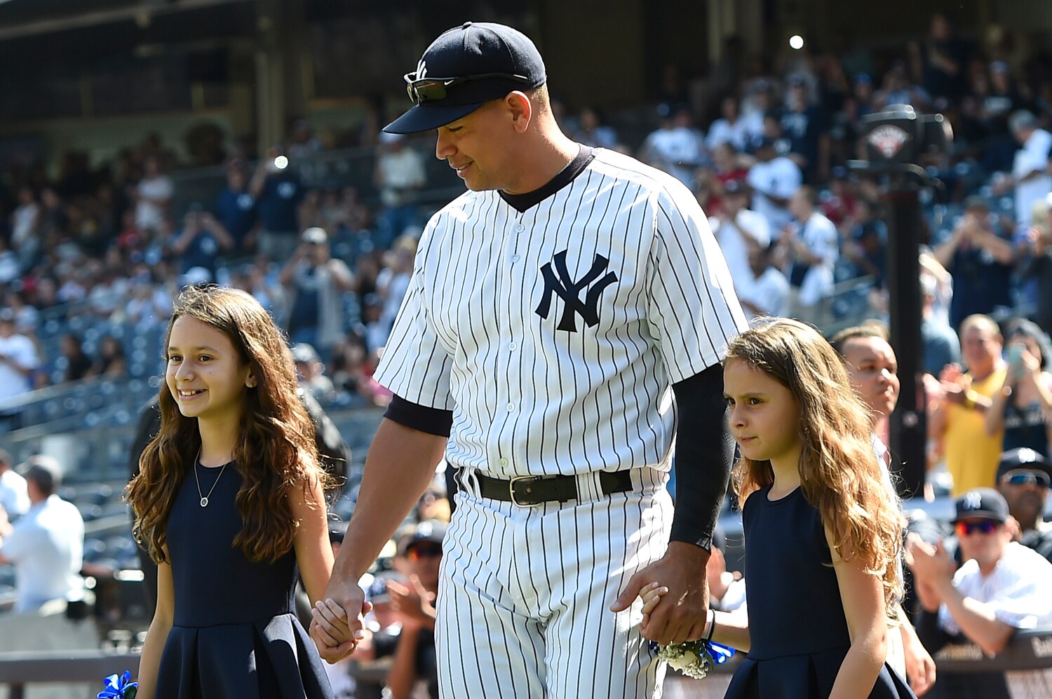 Alex Rodriguez's Daughter Says He's 43 in Hilarious School ...