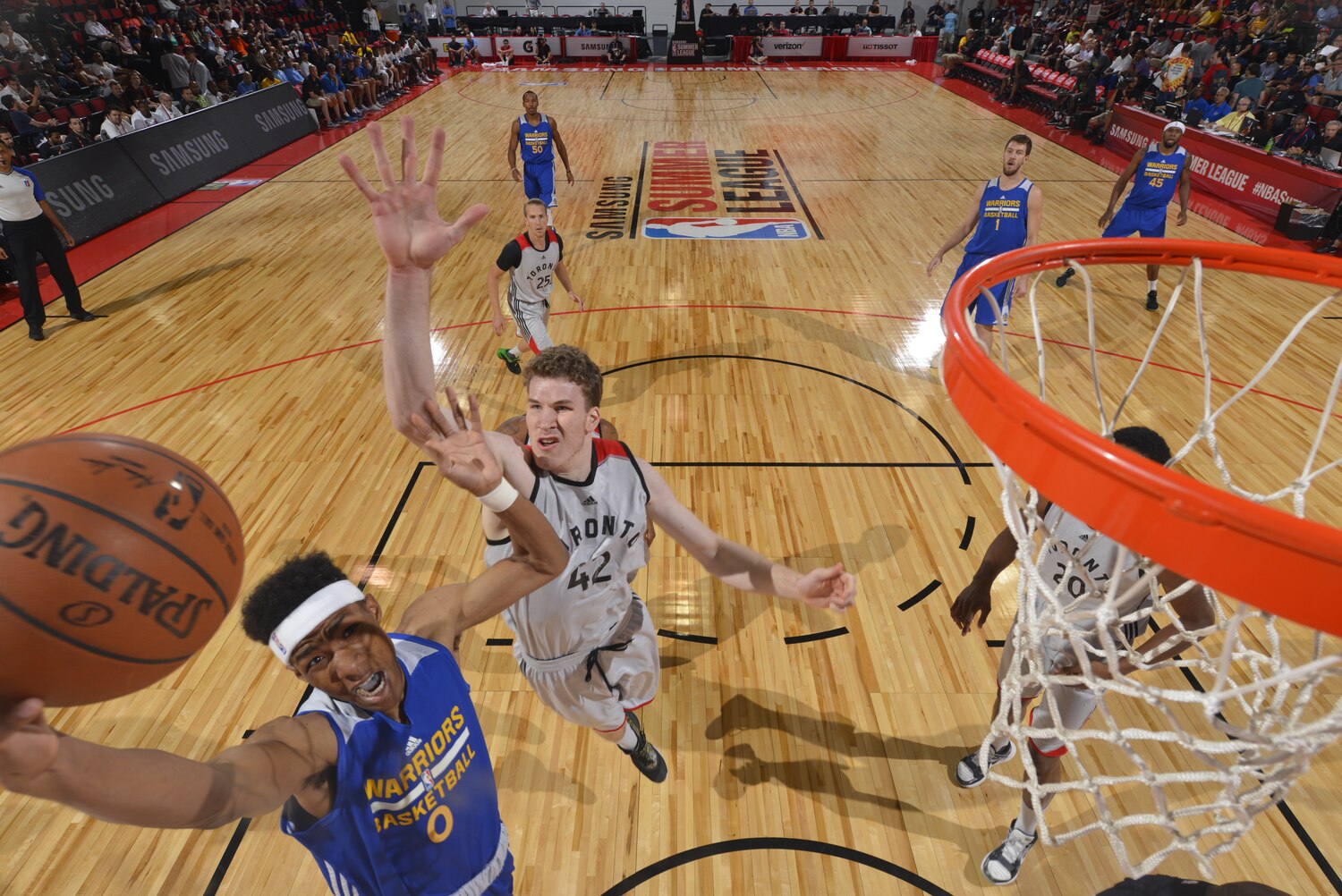 Realistic Expectations for Toronto Raptors Rookie Jakob Poeltl in 2016-17