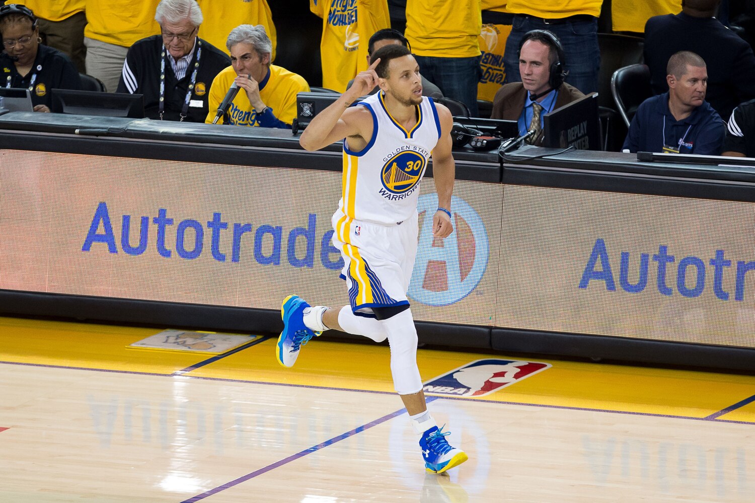 Stephen Curry Comments on Warriors' Goals Entering 2016-17 Season
