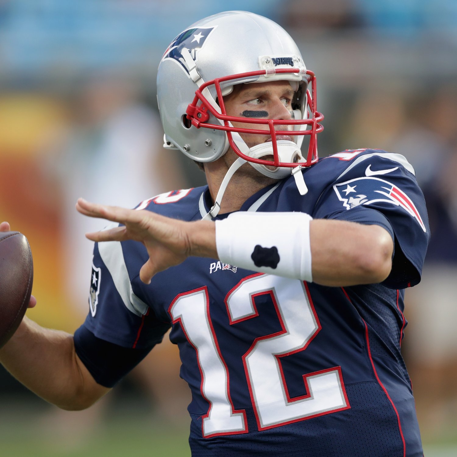 Tom Brady Comments on Return to Patriots After Deflategate Suspension