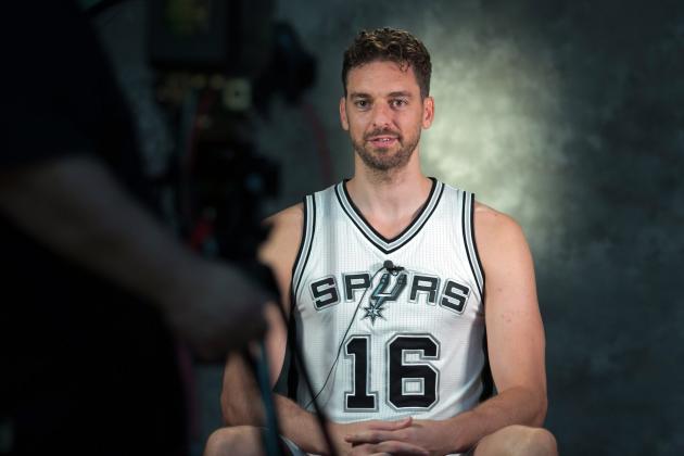 Image result for picture of pau gasol with spurs