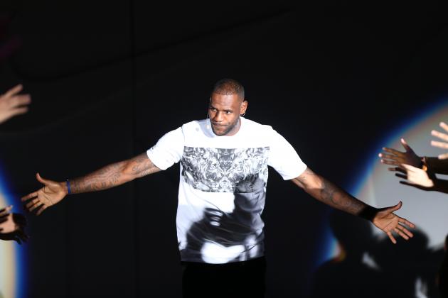 Why LeBron's Endorsement of Hillary Clinton Could Matter on Election Day