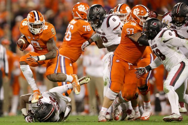 South Carolina Players Accuse Clemson Players of Using Racial Slurs