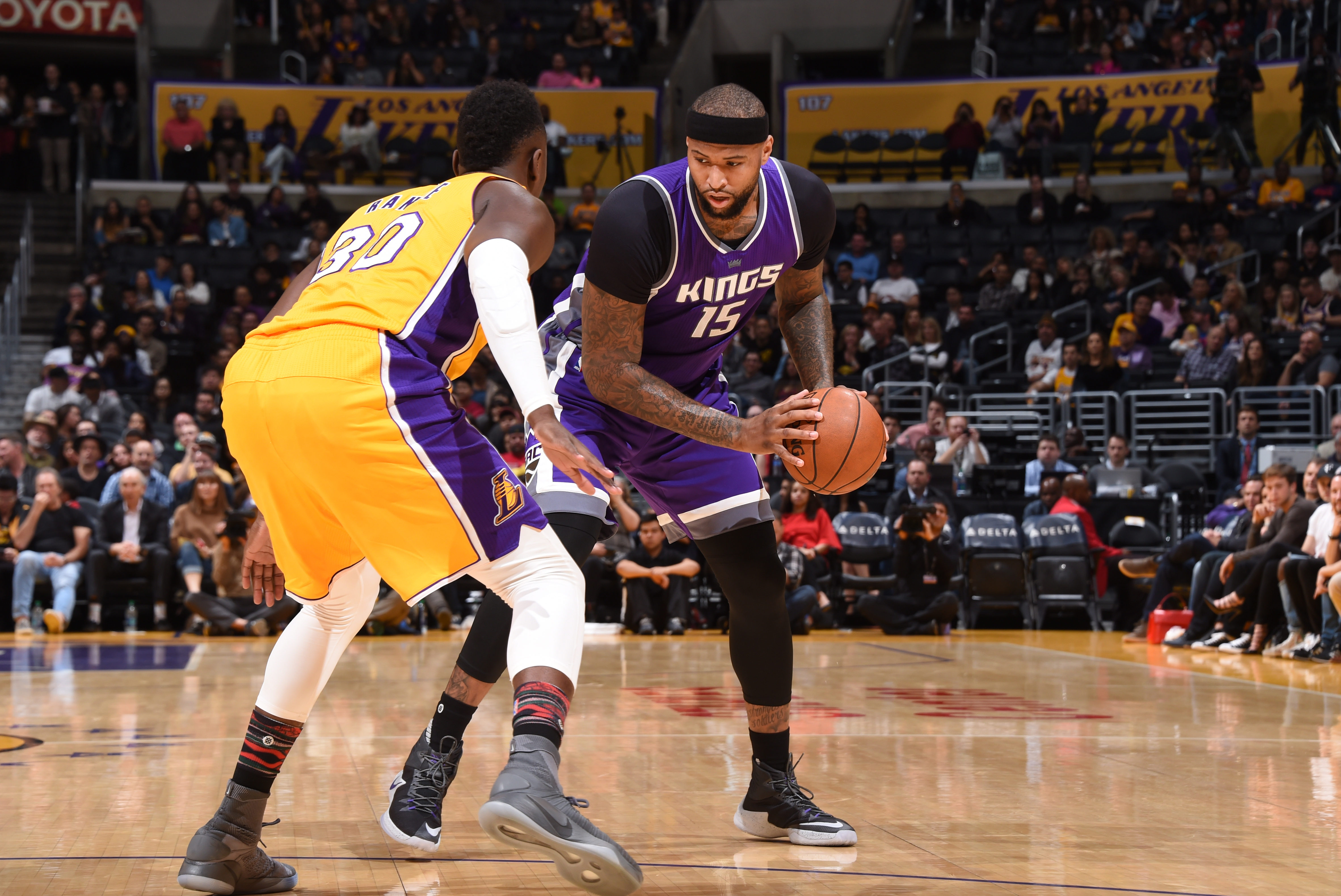 Kings vs. Lakers: Score, Highlights, Reaction from 2017 Regular Season | Bleacher Report