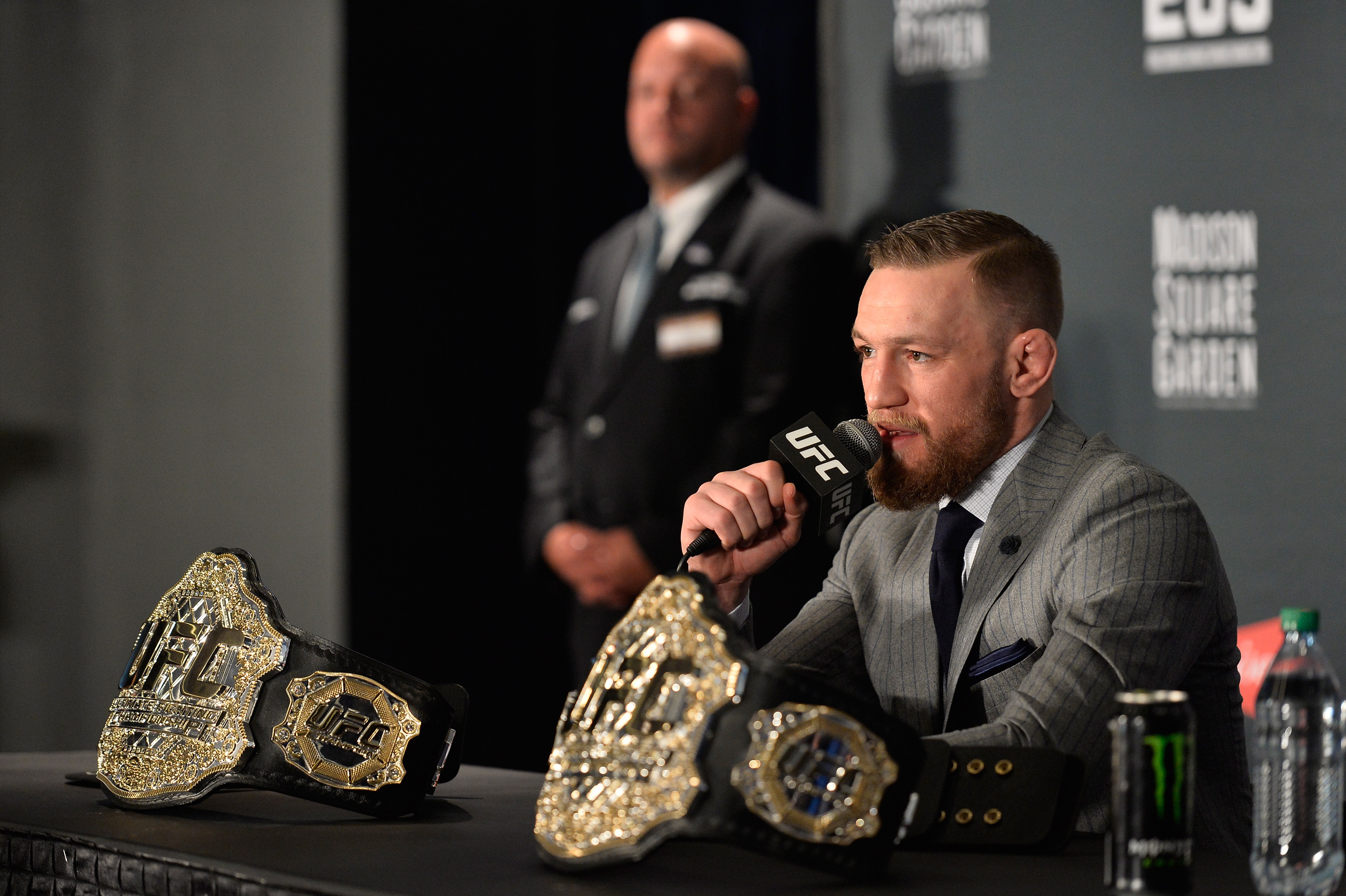 Conor McGregor vs. Floyd Mayweather Would Be a 'Disaster,' Says Eddie Hearn - Bleacher Report