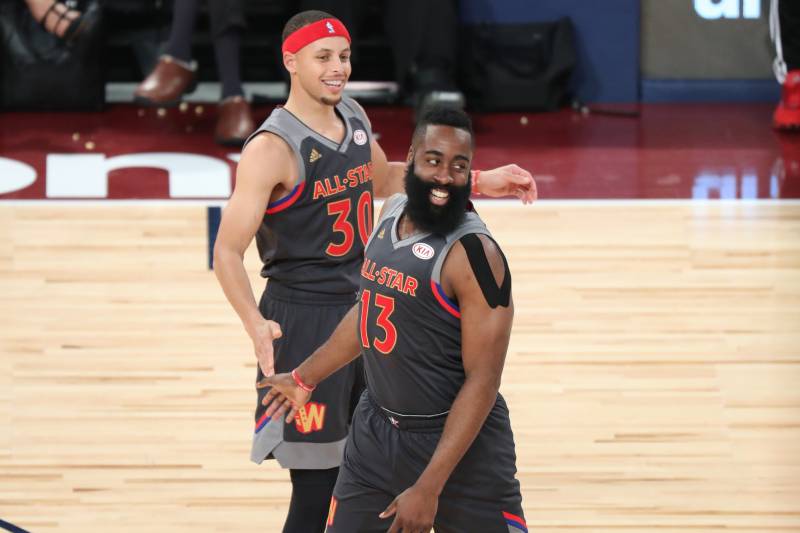 NBA All-Star 2018: LeBron James và Stephen Curry sẽ chọn ai vào đội hình thi đấu?