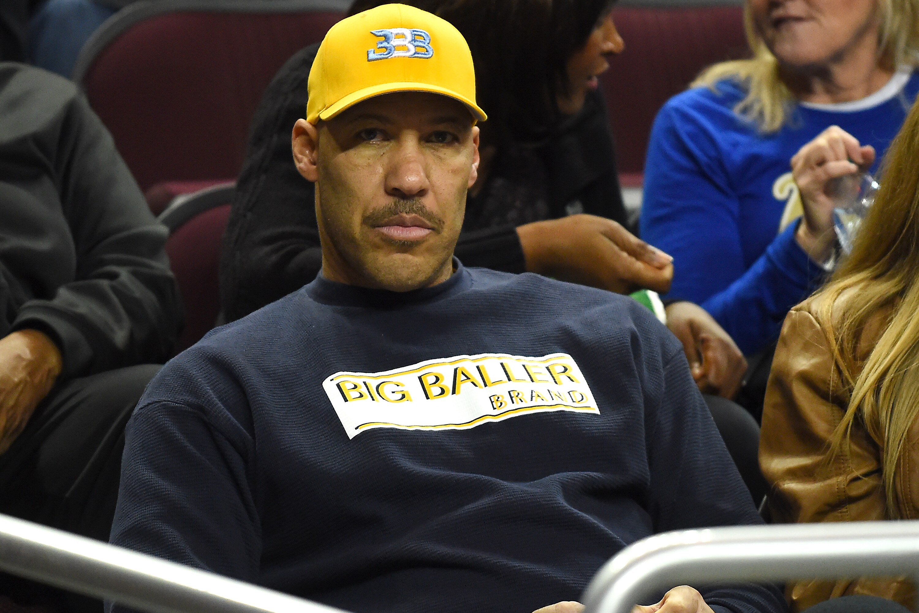 「球爸效應」顯現！3大運動品牌先後表示沒興趣與Lonzo Ball簽約-黑特籃球-NBA新聞影音圖片分享社區