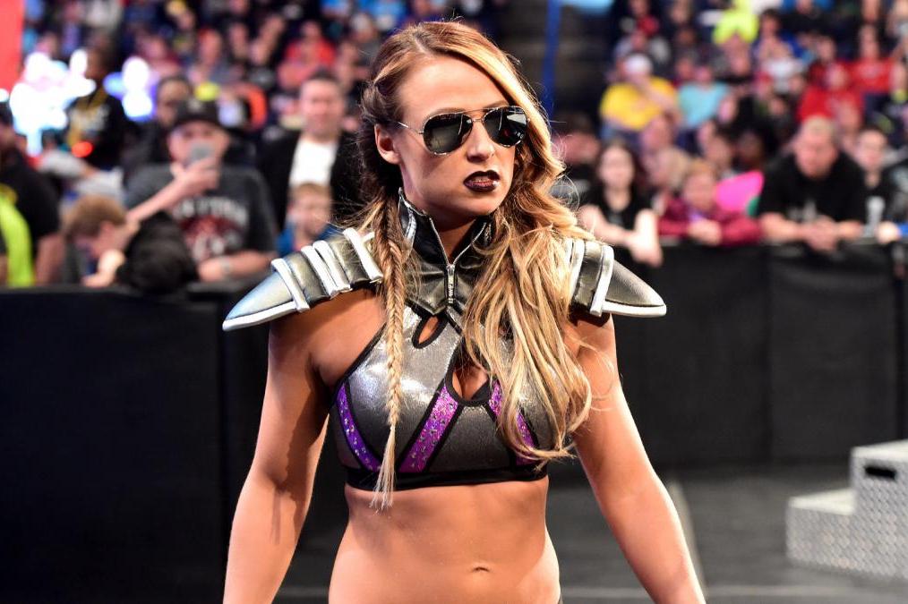 Postea y te asigno una DIVA de la WWE