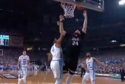Gonzaga's Przemek Karnowski Saves Broken Play With Layup Vs. Unc