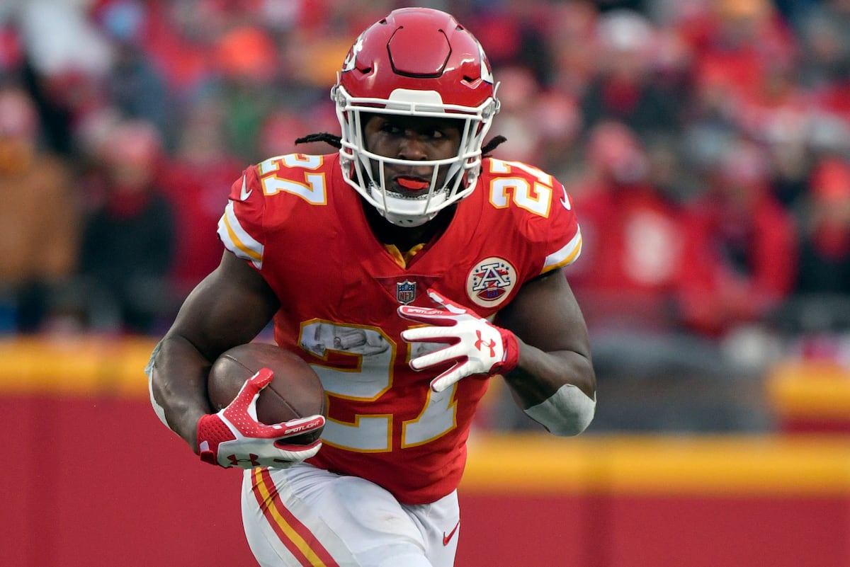 911 Call from Alleged Violent Dispute Involving Kareem Hunt Released