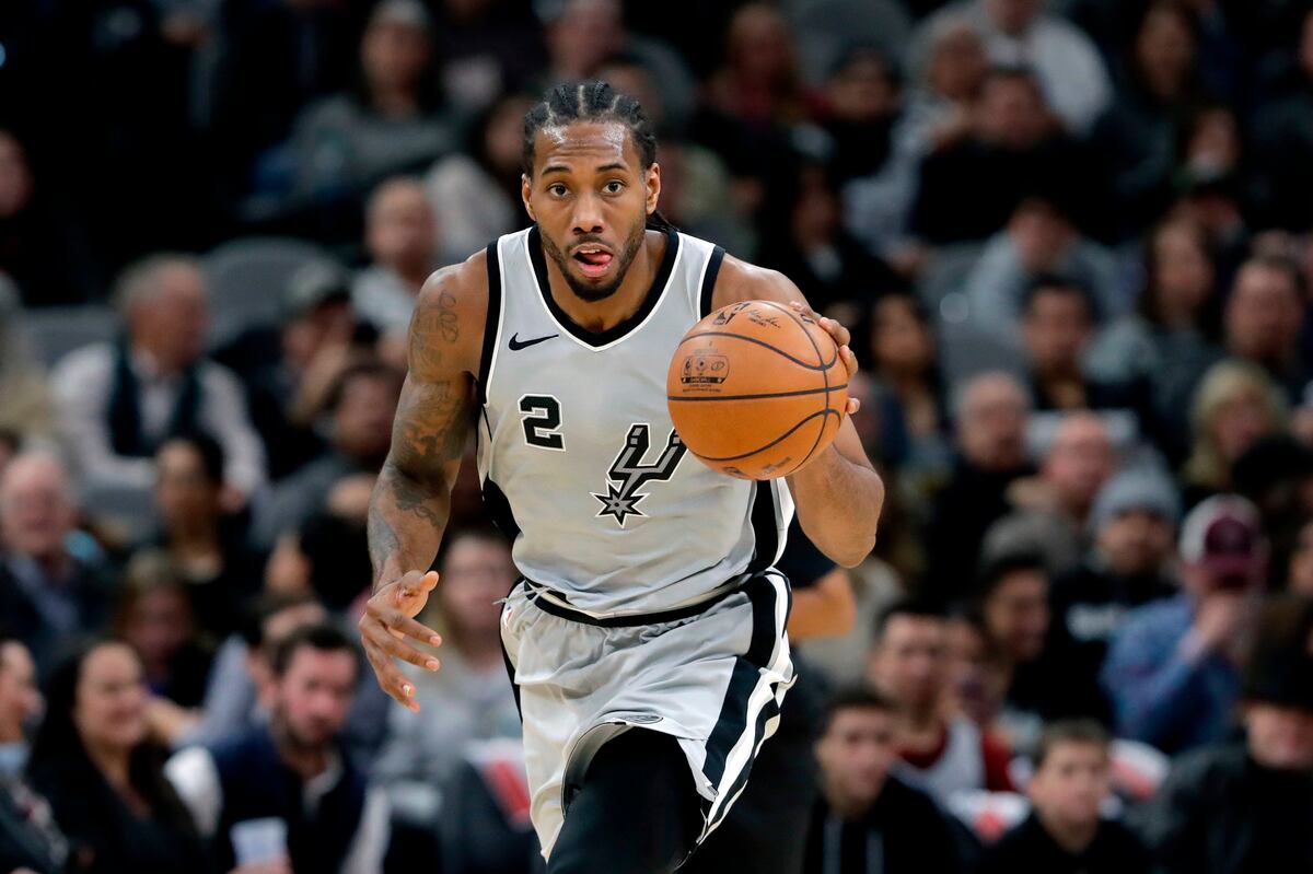 Lakers Rumors: Latest Buzz on Possible Kawhi Leonard Trade and Carmelo Anthony