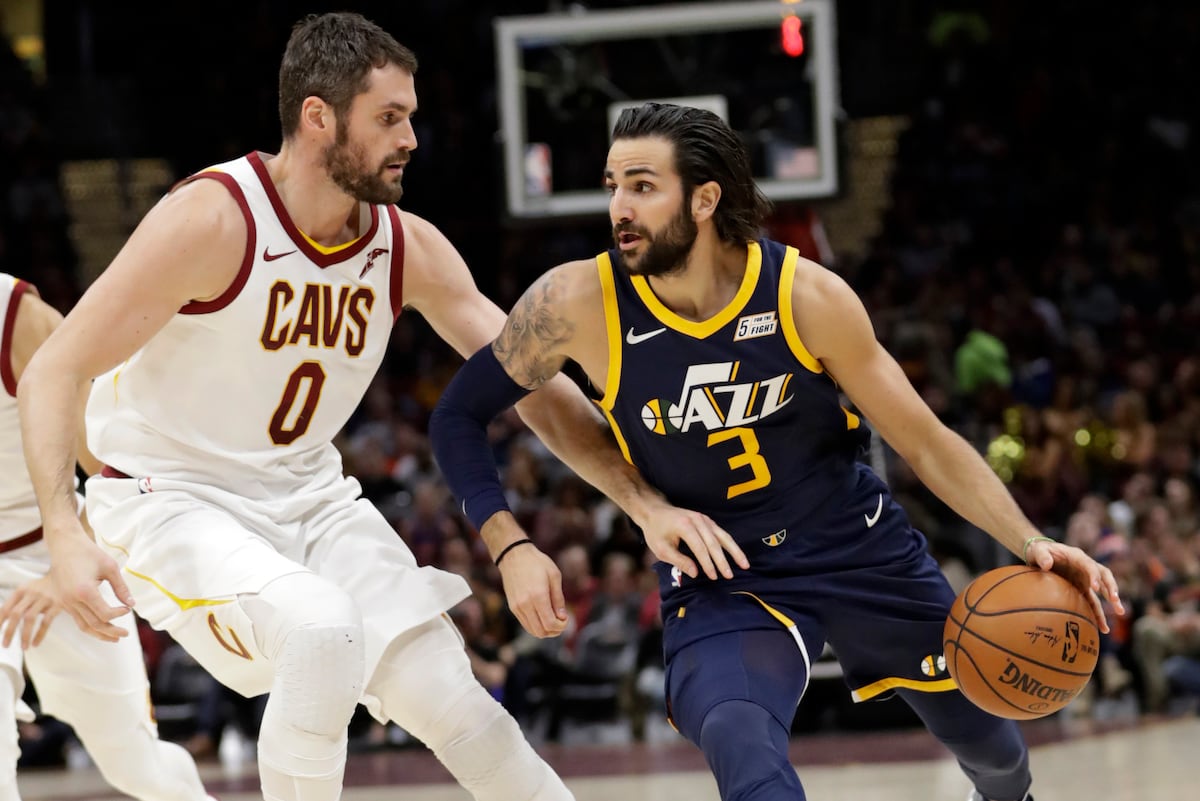 Cavs Trade Ideas to Help Maximize Kevin Love in Post-LeBron Era