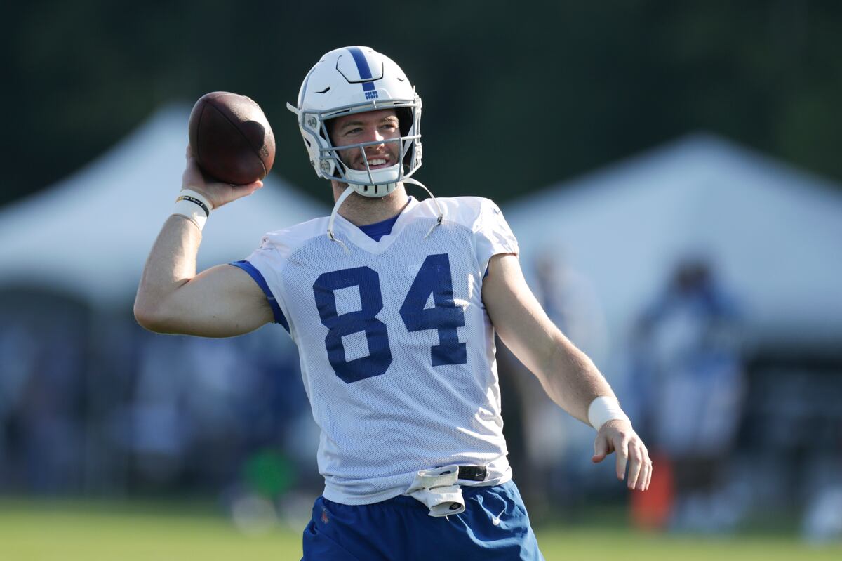 Fantasy Football 2018: 1st-Round Mock Draft and Strategy for Later Rounds