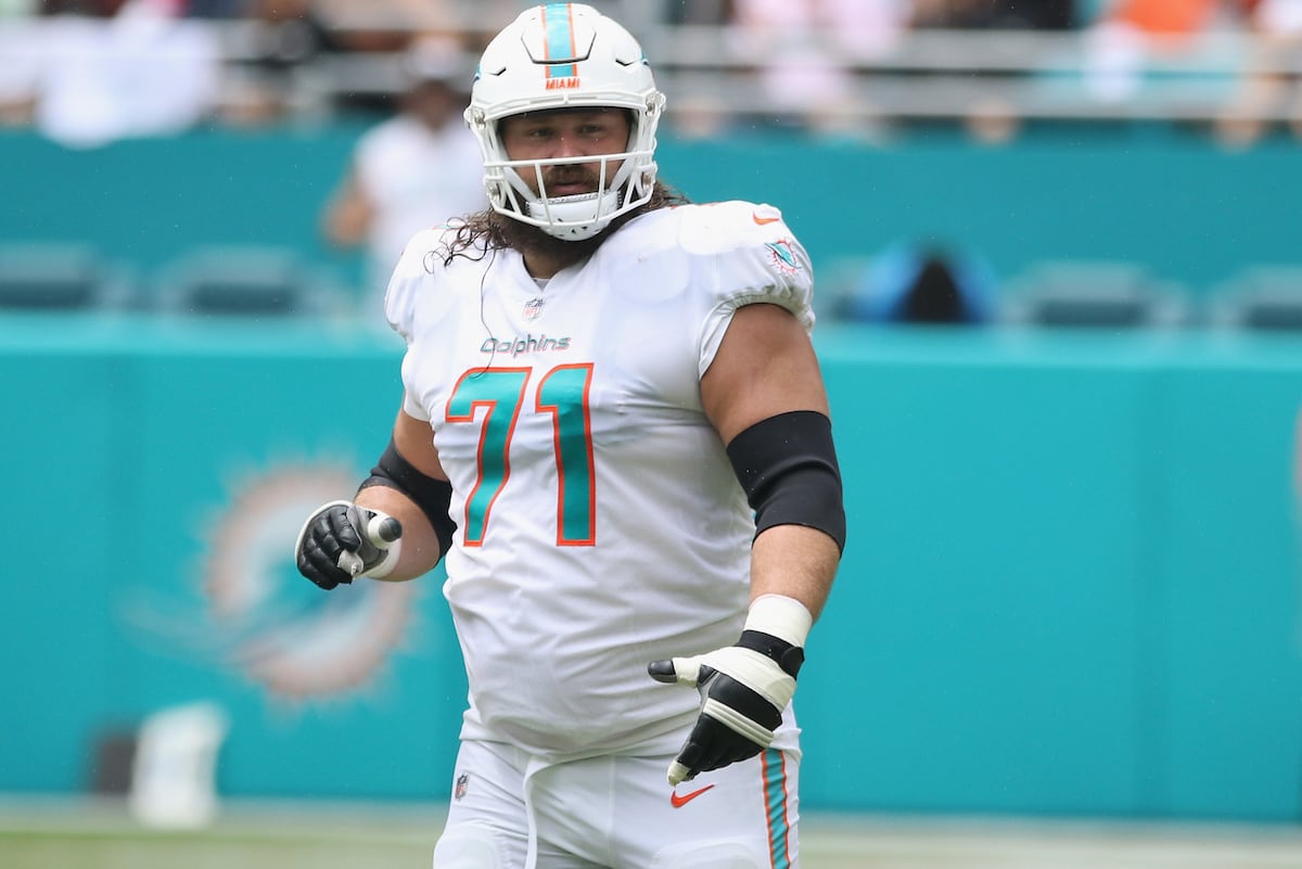 Josh Sitton Out for Season After Shoulder Injury Diagnosed as Torn Rotator Cuff