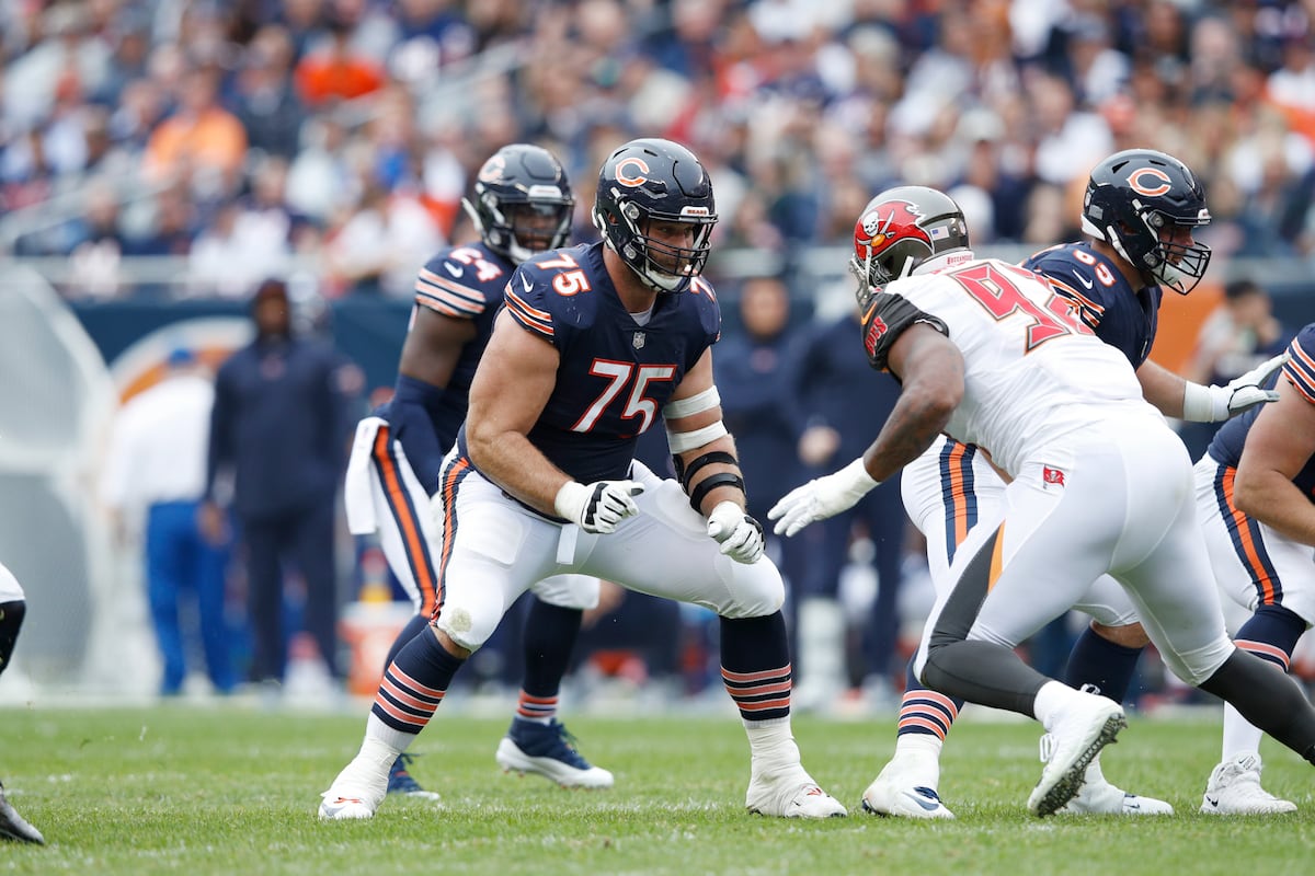 Report: Kyle Long to Miss 6-8 Weeks After Suffering Foot Injury vs. Jets