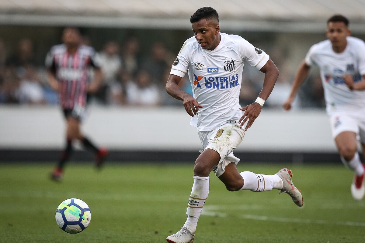 Real Madrid Reportedly Consider Moving Rodrygo Transfer Forward to January